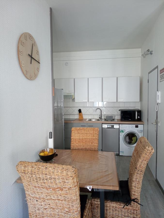 Nid Douillet Apartment Рошвор Екстериор снимка