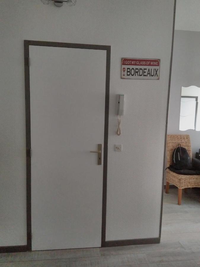 Nid Douillet Apartment Рошвор Екстериор снимка